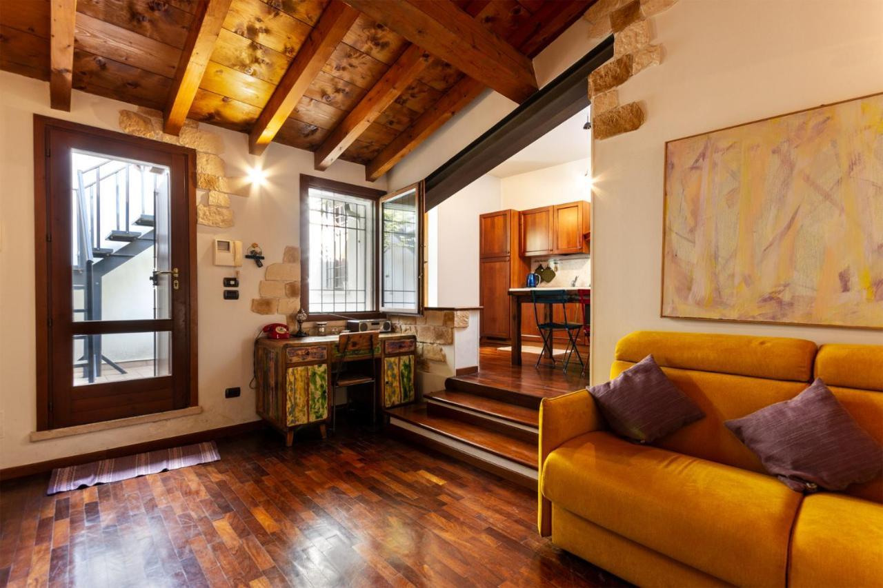 La Terrazza Apartment - Smart Holiday Mantua Dış mekan fotoğraf